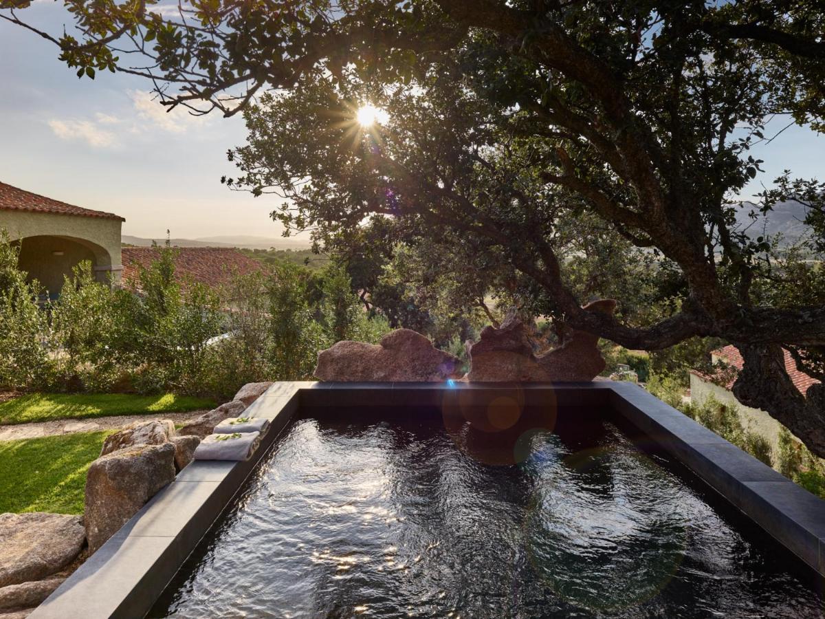 Hotel Cascioni Eco Retreat Arzachena Esterno foto