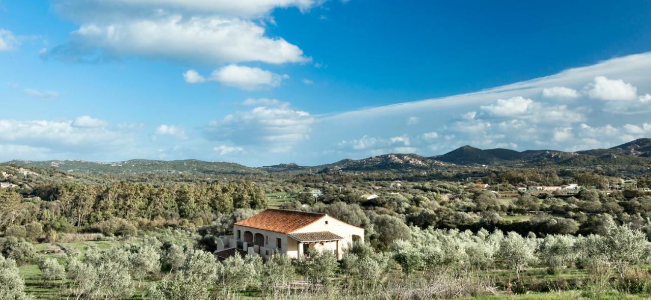 Hotel Cascioni Eco Retreat Arzachena Esterno foto